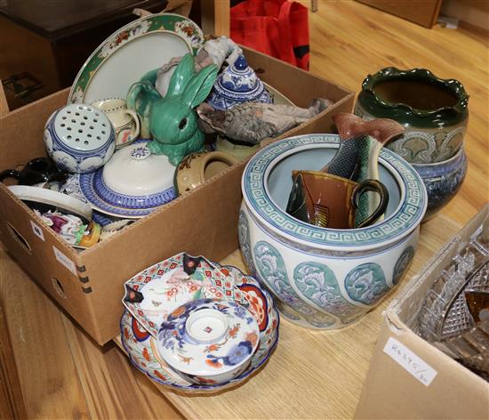 A quantity of mixed ceramics